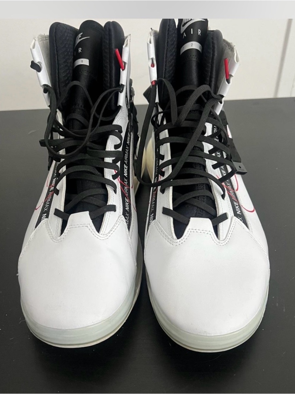 Nike Air Max 720 Saturn White Black Red